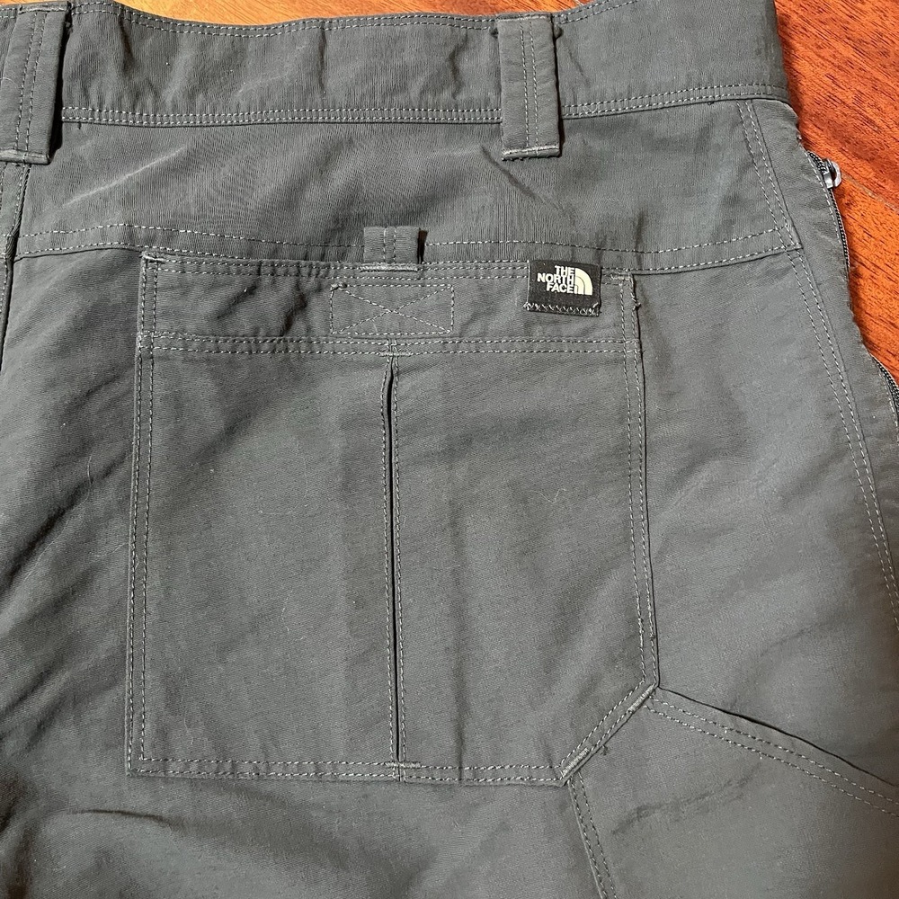 The North Face Shorts Mens 36 10" Inseam Gray Nylon Performance Hiking Outdoors - Picture 3 of 11
